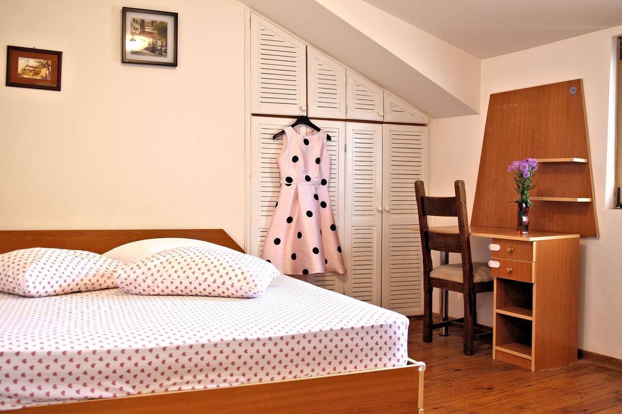 Lover'S Nest Next To The Beach Varna Exterior photo